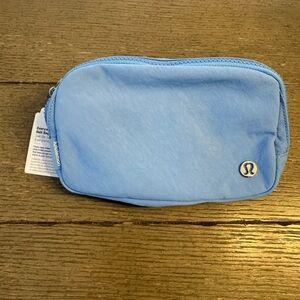 Lululemon Aero Blue Everywhere Belt Bag